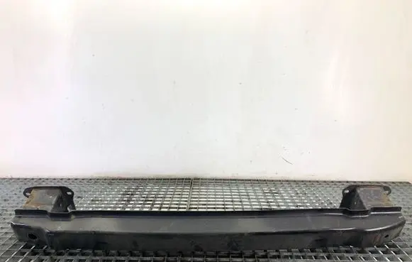 Volkswagen PASSAT B8 Rear bumper support beam
