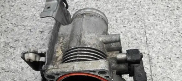 BMW 3 E36 Throttle body valve 