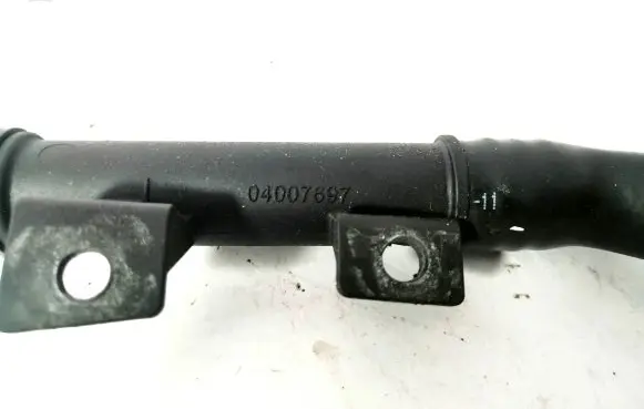 Audi RS5 Breather/breather pipe/hose 8K0133817B