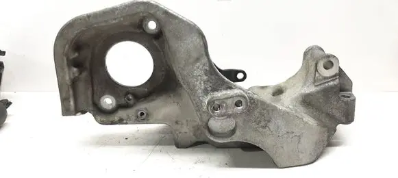 Volvo V40 Generator/alternator bracket 31401103 31480996