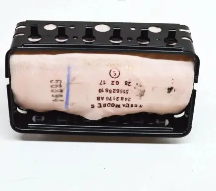 Tesla Model S Passenger airbag 0589P1000551 23120219