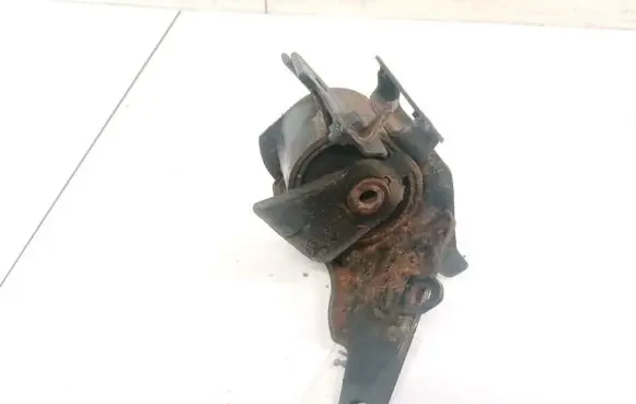 Toyota Corolla Verso AR10 Engine mount bracket