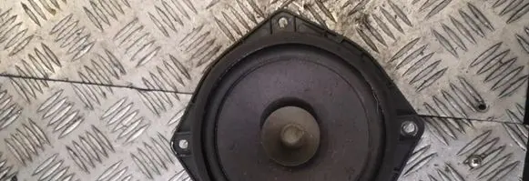 Mitsubishi Pajero Rear door speaker mr306919