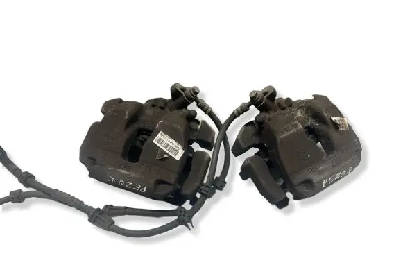 Peugeot 3008 II Front brake caliper