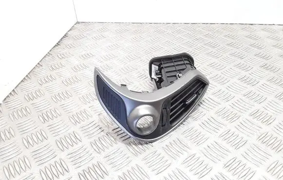 Hyundai ix35 Dash center air vent grill 974102S000