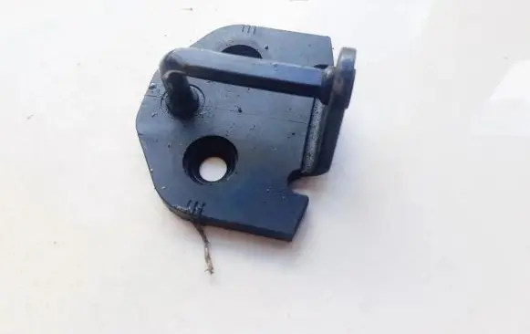 Volvo V50 Front door lock loop/hook striker 