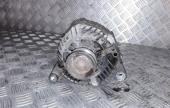 Audi A4 S4 B5 8D Generator/alternator 