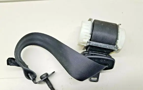 Ford Fiesta Rear seatbelt 8V51A611B69AG nr4582