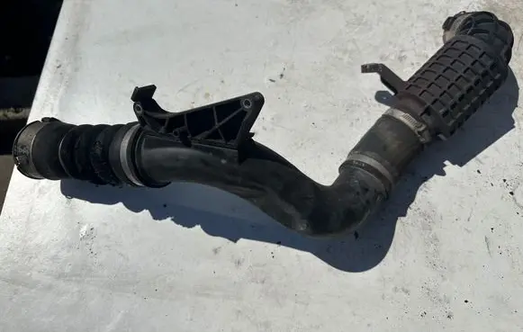 BMW 2 F45 Engine coolant pipe/hose 8576282 2303170715