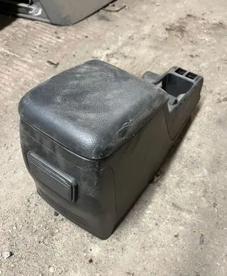 Opel Frontera B Armrest 8971357821 83420W3YAA001