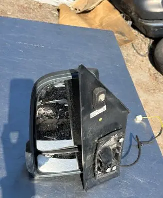 Mercedes-Benz Sprinter W907 W910 Front door electric wing mirror A9108100300 59046738D Z007Q007