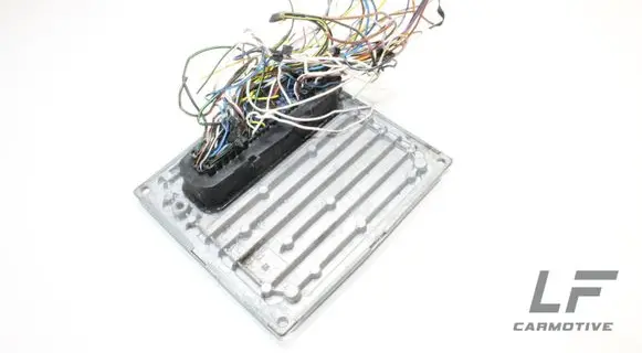 Ford Focus Engine control unit/module 6S5112A650BB