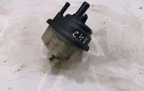 Chrysler Pacifica Power steering fluid tank/reservoir NOCODE