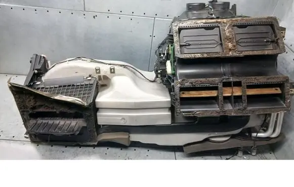 Volvo V70 Interior heater climate box assembly 31101103