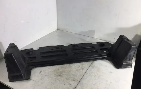 Front bumper skid plate/under tray
