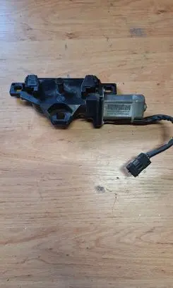 BMW 7 E65 E66 Loading door lock 4905880 701487206