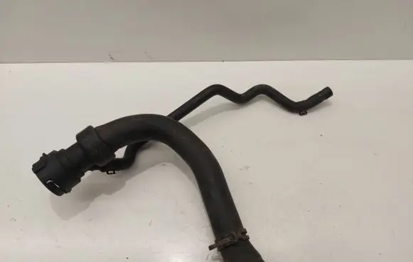 Audi A4 S4 B7 8E 8H Engine coolant pipe/hose 8E0121044N