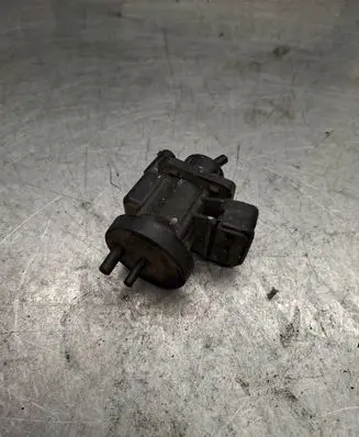 Mercedes-Benz CLK A209 C209 Turbo solenoid valve 0005450427