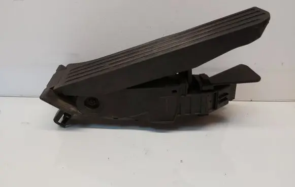 Skoda Yeti (5L) Accelerator throttle pedal 1K1723503