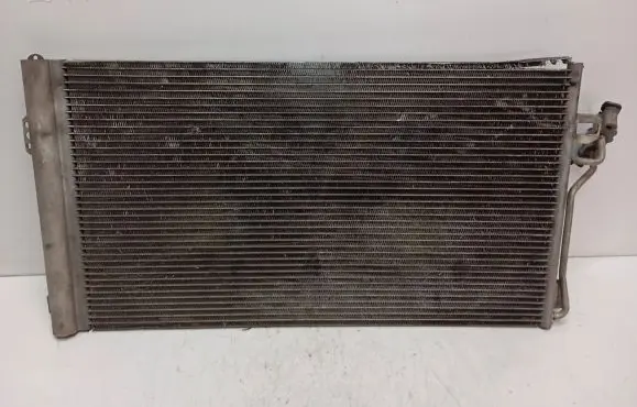 Mercedes-Benz Vito Viano W639 A/C cooling radiator (condenser)
