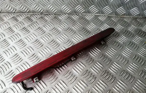 Volkswagen Touran I Third/center stoplight 1T0945097A