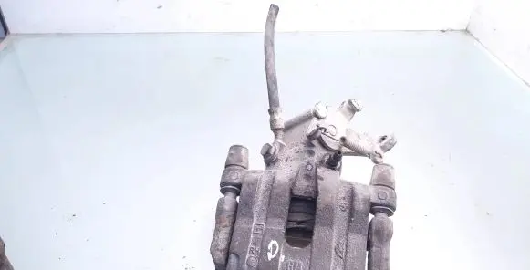 Opel Vectra C Rear brake caliper