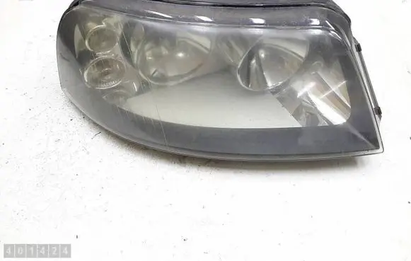 Seat Alhambra (Mk1) Headlight/headlamp 7M7941016M 0301182212