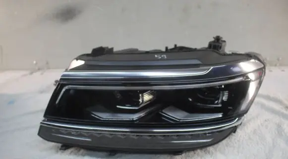 Volkswagen Tiguan Headlight/headlamp 5NB941081A 030110123500