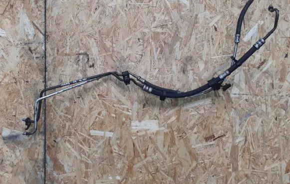 Ford Focus Power steering hose/pipe/line
