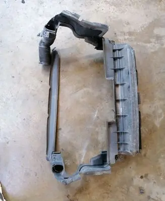Mercedes-Benz ML W164 Radiator cooling fan shroud