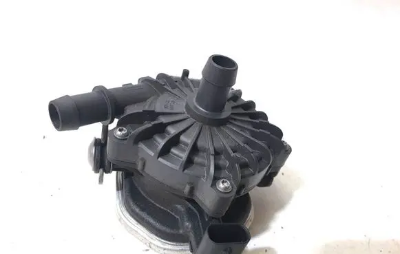 Hyundai Tucson TL Electric auxiliary coolant/water pump 289202M600