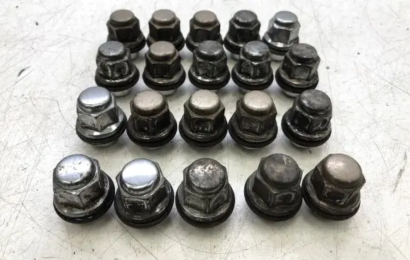 Nuts/bolts