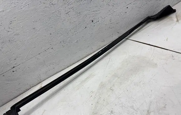 Mini One - Cooper R50 - 53 Rubber seal front coupe door window 7039866 12744710