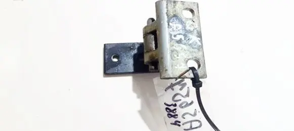 Audi A6 S6 C4 4A Rear door lower hinge 4a0833401