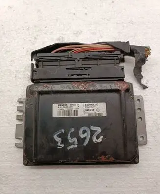 Renault Kangoo I Engine control unit/module 8200061272 S110030330 7700110471