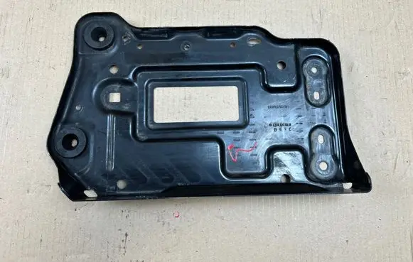 Mercedes-Benz CLA C117 X117 W117 Battery tray A2466200018