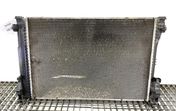 Mercedes-Benz GLK (X204) Coolant radiator A2045003603
