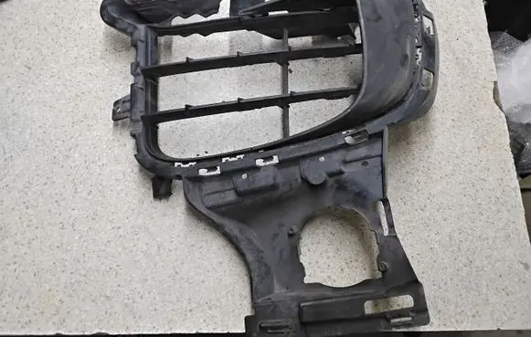 Porsche Cayenne (92A) Front bumper lower grill 7P5807681E