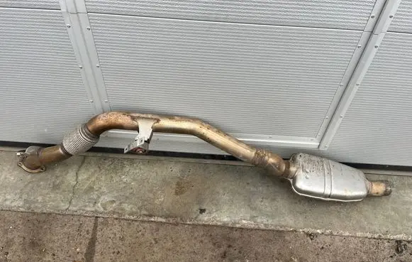 Muffler/silencer