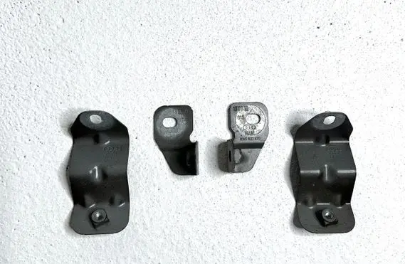 Audi A4 S4 B9 Fender mounting bracket 8W0821471 8W0821469 8W0821470