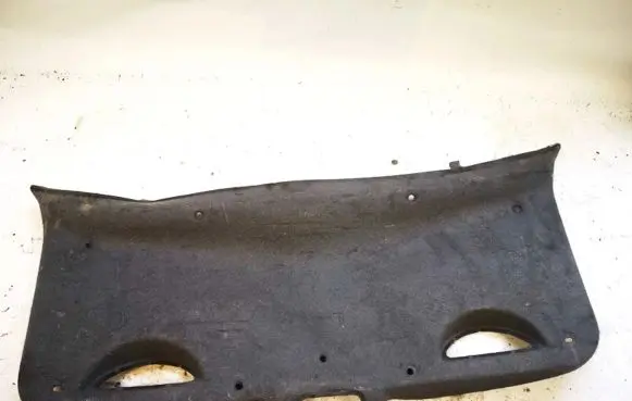 Parcel shelf