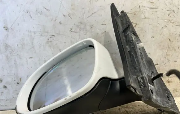 Volkswagen Golf V Front door electric wing mirror 1K5857933