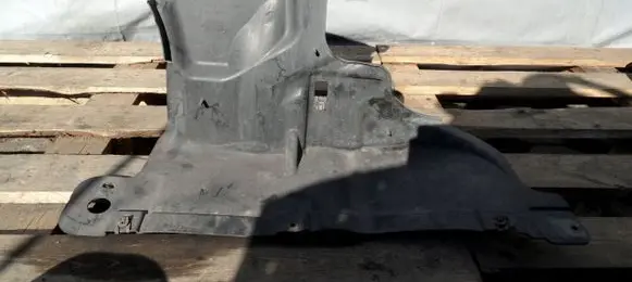 Engine splash shield/under tray