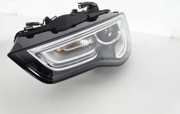 Audi A5 8T 8F Headlight/headlamp 8T0941031