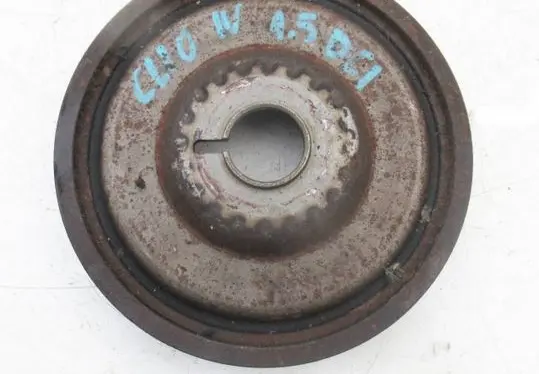 Renault Clio IV Water pump pulley 