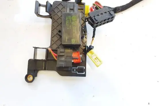 Volkswagen Golf V Other relay 7l0959772d