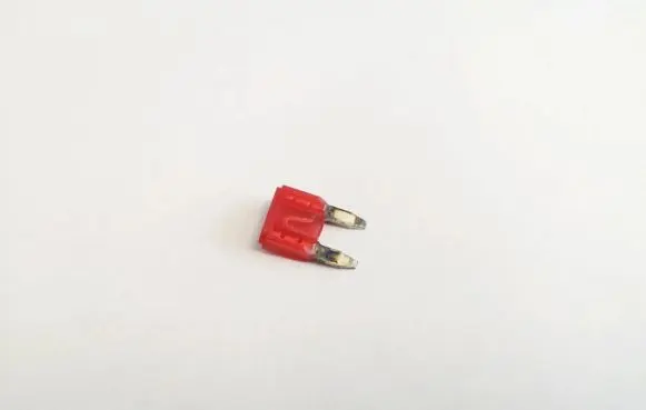 Audi A6 S6 C5 4B Fuse 10a