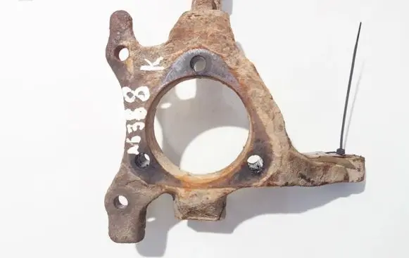 Opel Zafira A Front wheel hub