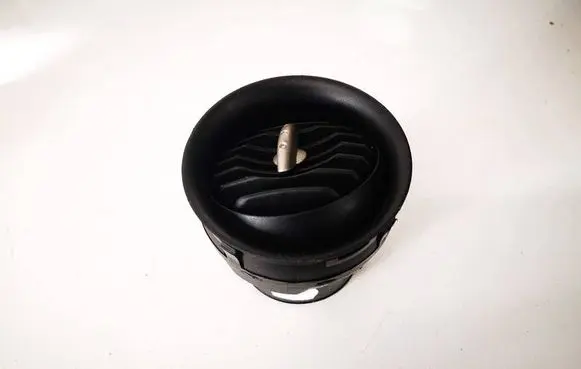 Seat Ibiza III (6L) Dash center air vent grill 