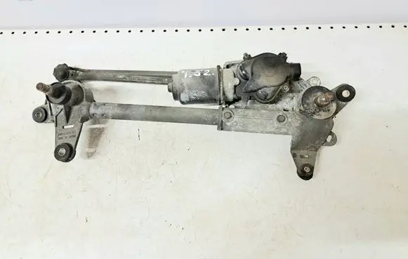 Honda Accord Front wiper linkage and motor